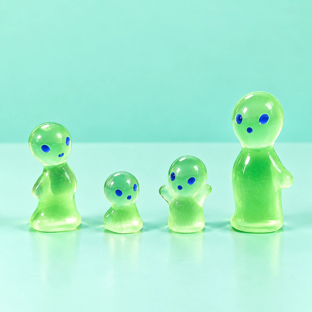 Miniature Glow Slime Alien Assorted (1pc)