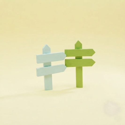 Miniature Wooden Post Assorted (1pc)