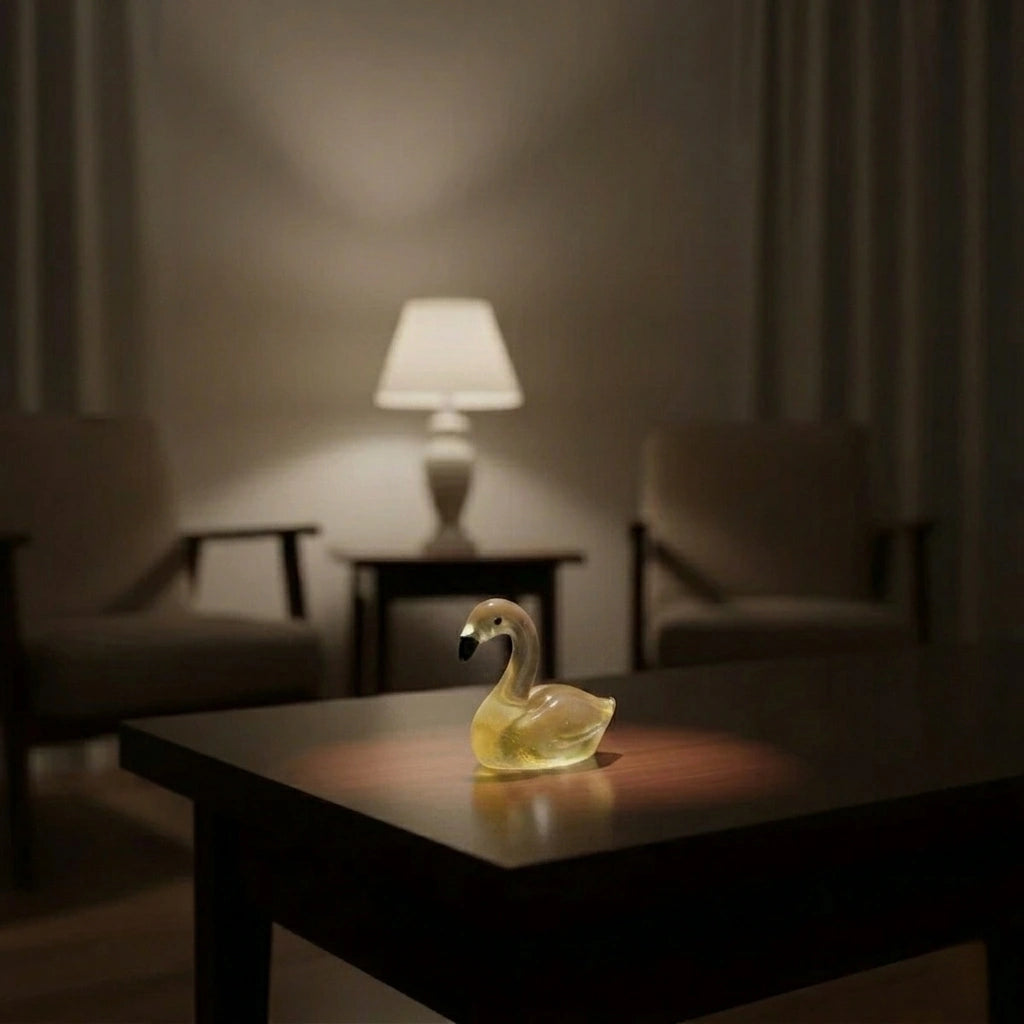 Miniature Glow Swan Assorted (1pc)