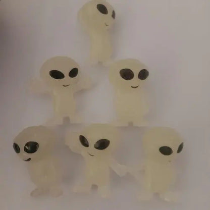 Glow in the dark Elves(1Pc)
