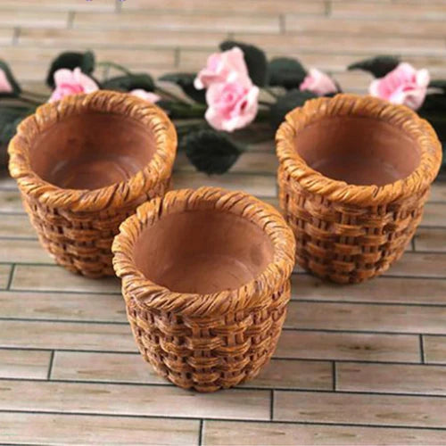multiple Miniature Baskets
