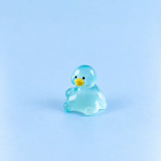 Miniature Glow Penguin Assorted (1pc)