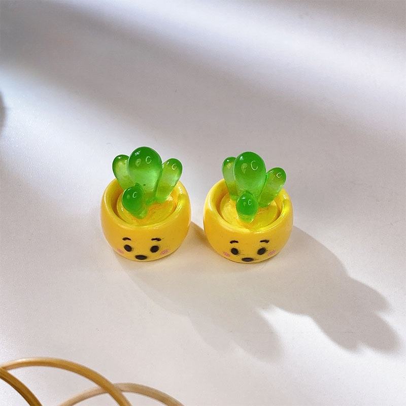 Miniature Cute Mini Pot (1pc) on the white background.